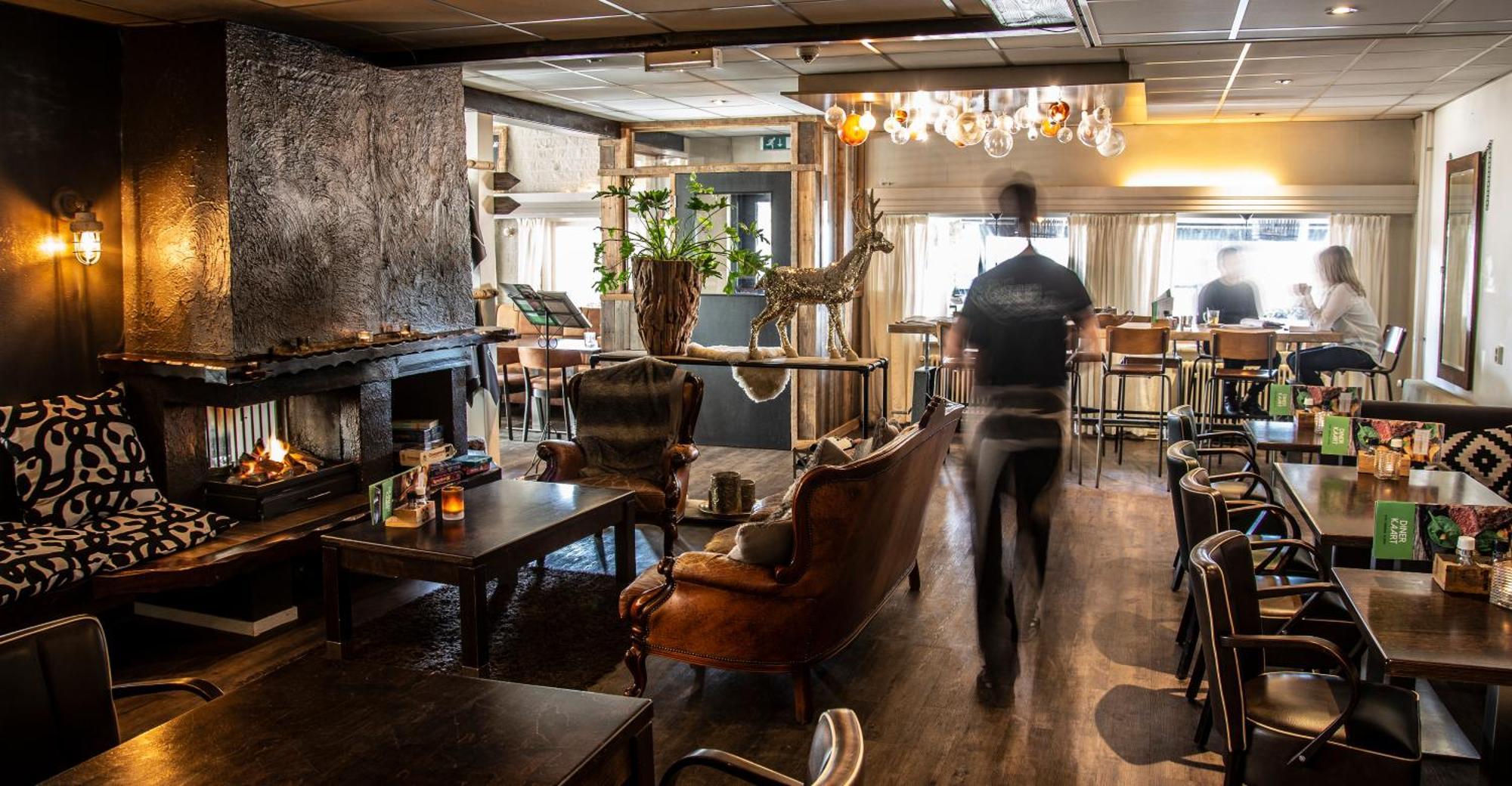 Hotel Restaurant 'De Vossenberg' フィールハウテン エクステリア 写真