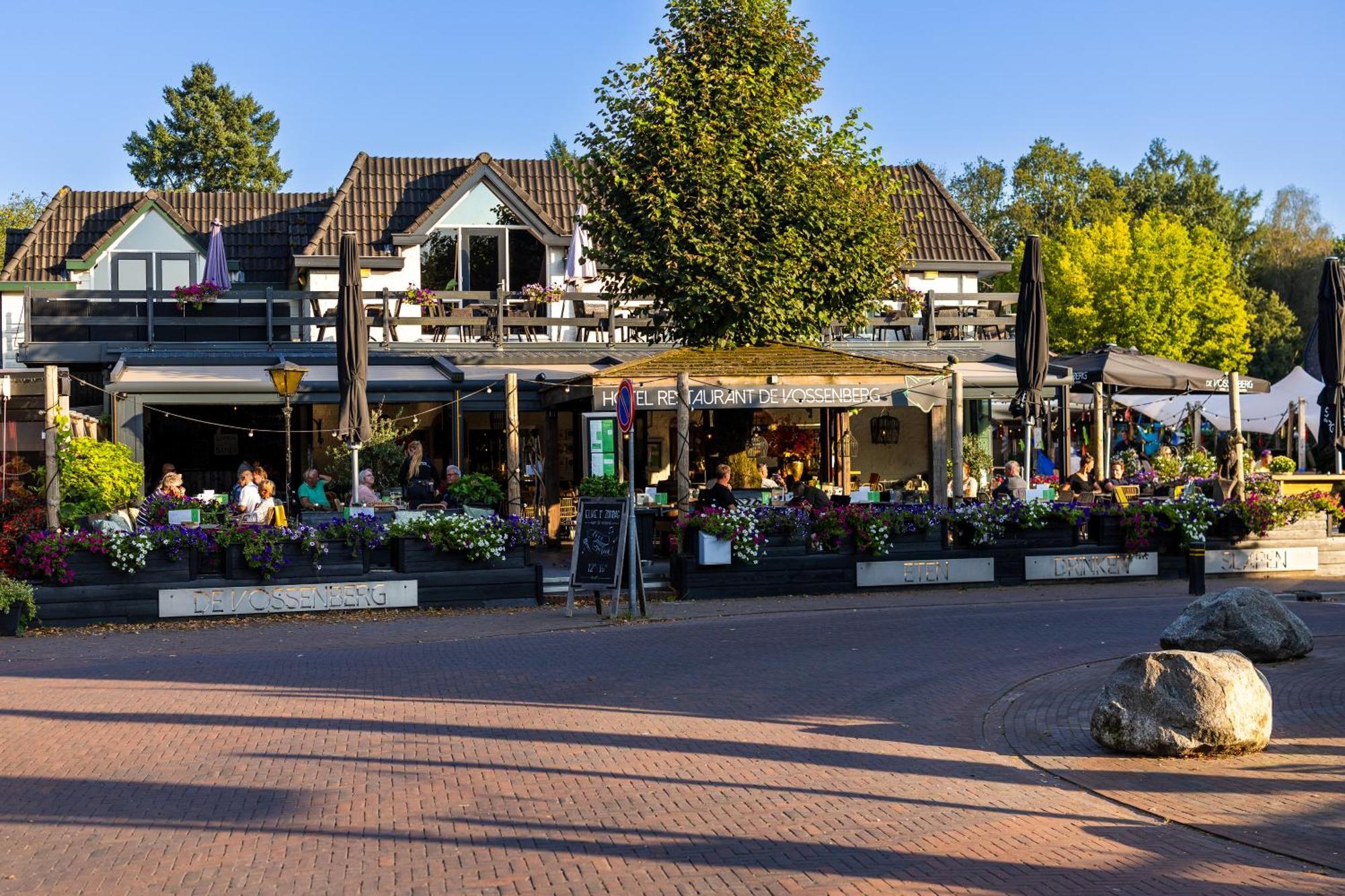 Hotel Restaurant 'De Vossenberg' フィールハウテン エクステリア 写真