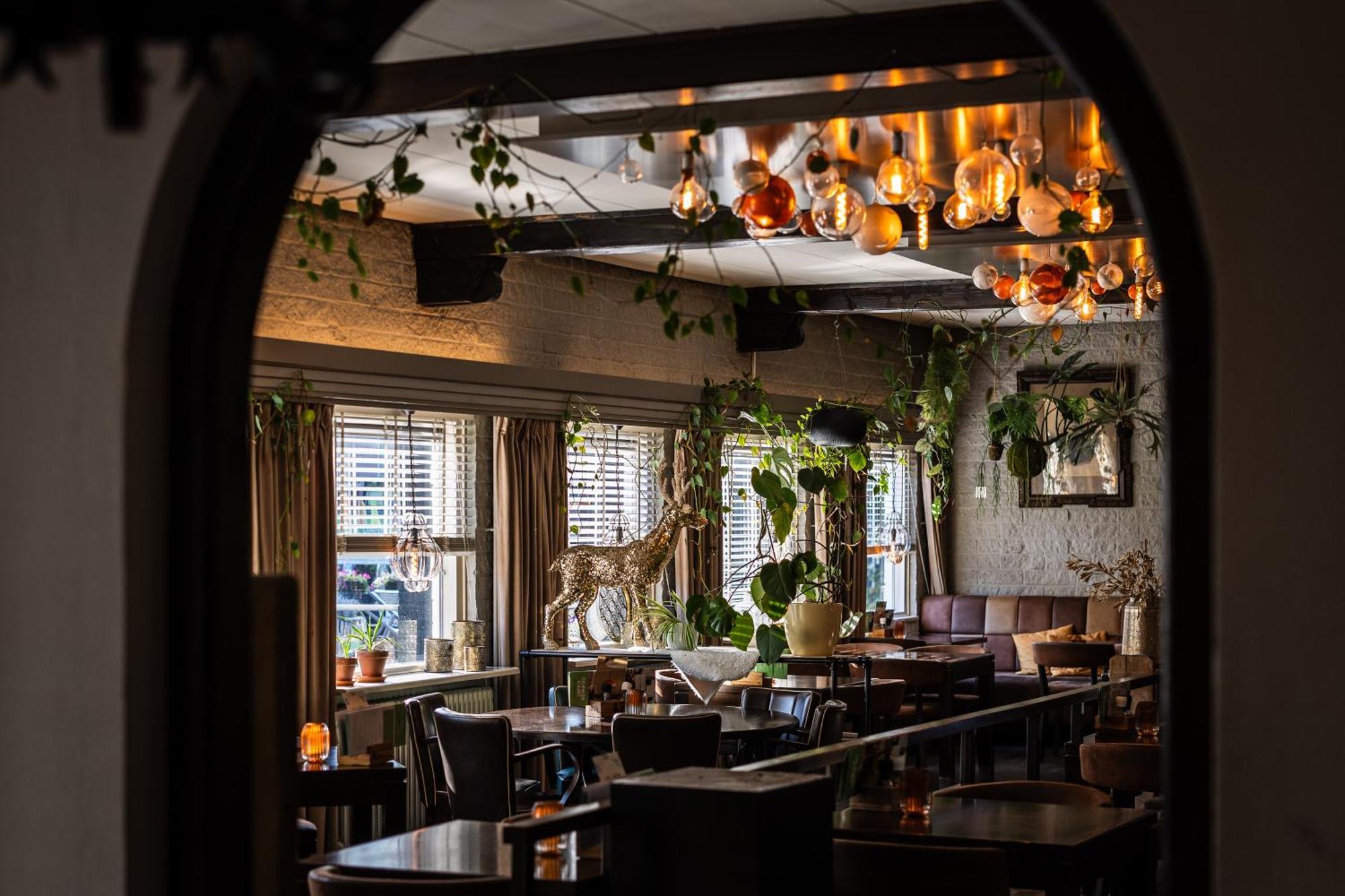 Hotel Restaurant 'De Vossenberg' フィールハウテン エクステリア 写真