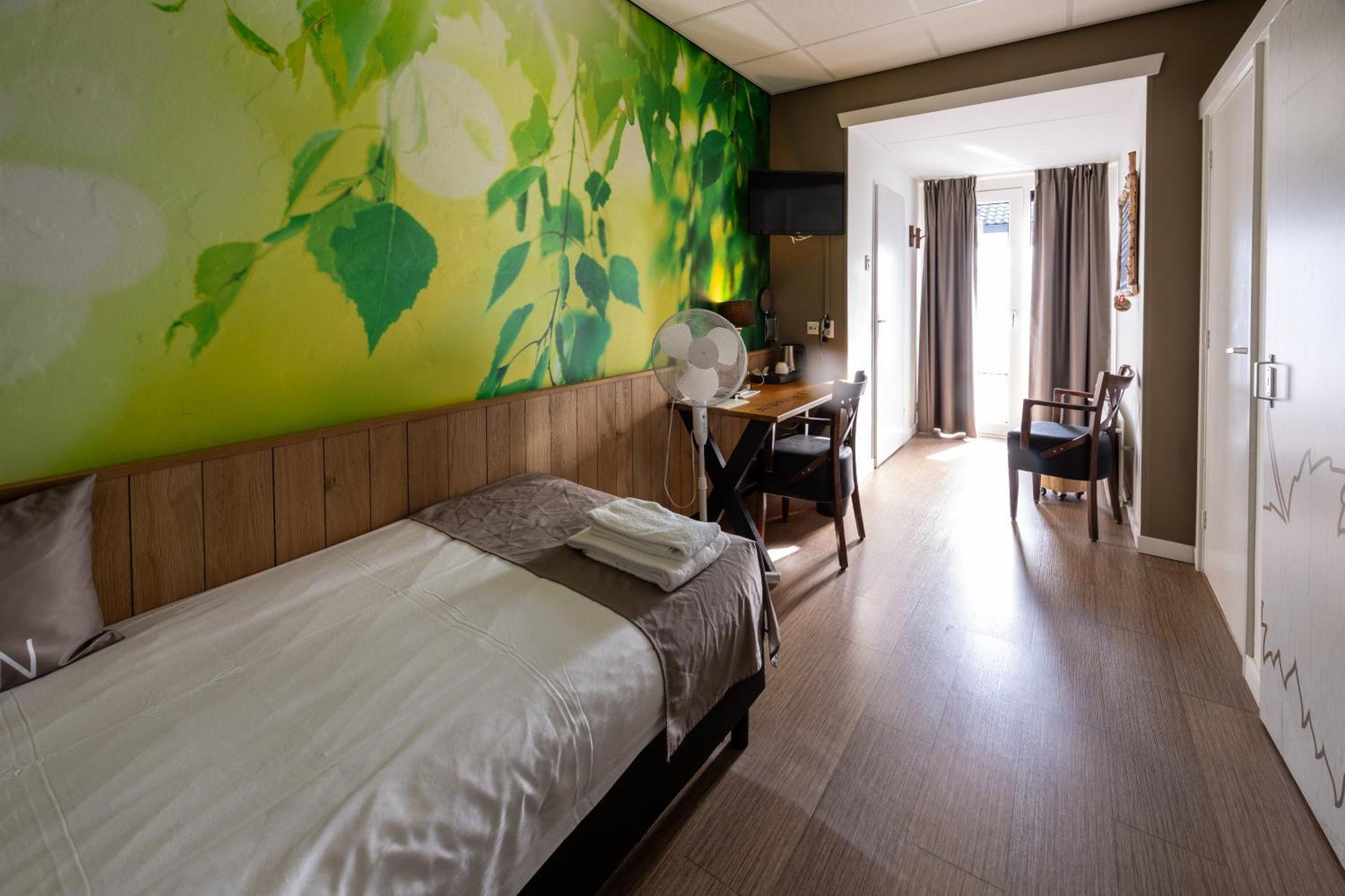Hotel Restaurant 'De Vossenberg' フィールハウテン エクステリア 写真